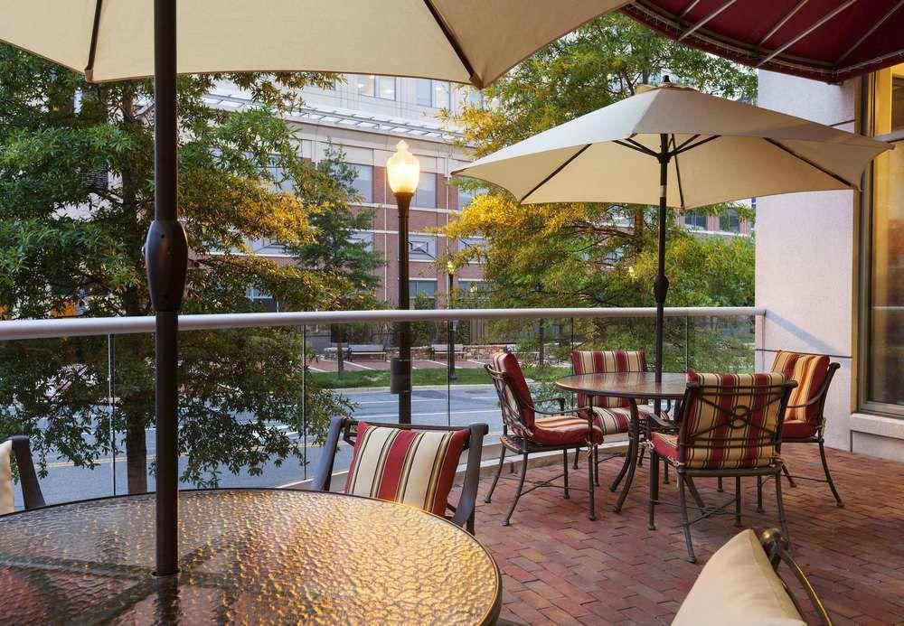 Residence Inn Alexandria Old Town South At Carlyle Екстер'єр фото