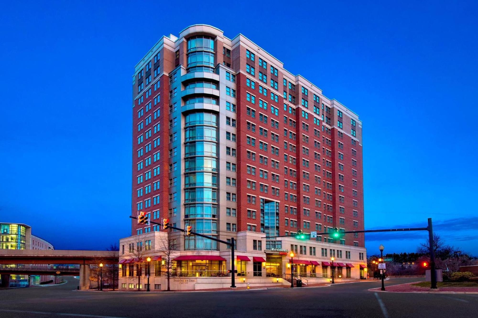 Residence Inn Alexandria Old Town South At Carlyle Екстер'єр фото